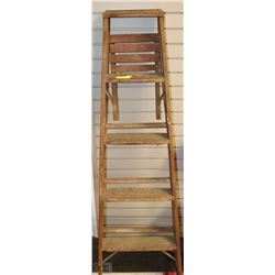 VINTAGE 5' WOODEN PAINTERS LADDER