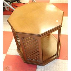 OCTAGON OAK TABLE MADE IN CANADA