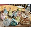 Image 1 : FLAT OF 12 VINTAGE PORCELAIN FIGURINES