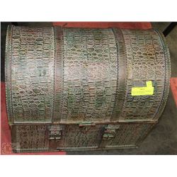 METAL DECORATIVE "TREASURE CHEST" WITH HANDLES