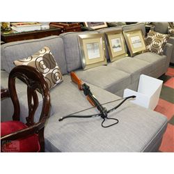 GREY FABRIC LEFT HAND SECTIONAL