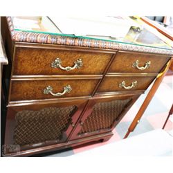 18" X33" 35"H WOOD CARVED CONSOLE STEREO