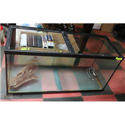 AQUARIUM 75 GALLON WITH PETRIFIED WOOD PIECE