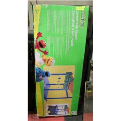 NEW SESAME STREET LEMONADE STAND NEW