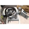 Image 1 : XBOX 360 2PC RACING ACCESSORIES