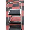 Image 1 : FOLDING STEP STOOL