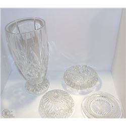 3PCS OF CRYSTAL ASHTRAY /VASE/SERVER