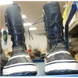 CANADIANA WINTER BOOTS SIZE 8