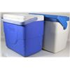 Image 1 : LOT OF 2 COLEMAN COOLERS