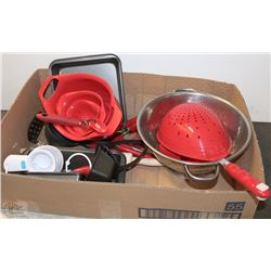 LARGE BOX OF KITCHEN & BAKING