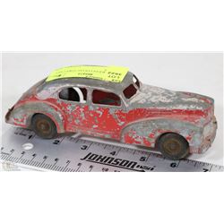 1940  HUBLEYS COLLECTORS CAST IRON CAR