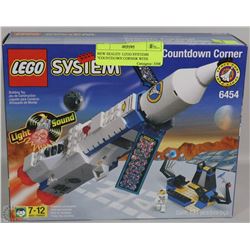 NEW SEALED  LEGO SYSTEMS "COUNTDOWN CORNER WITH