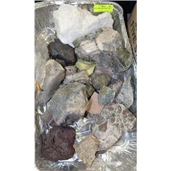 BOX OF MISC ROCK FORMATIONS