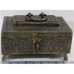 VINTAGE METAL HEAVY BOX