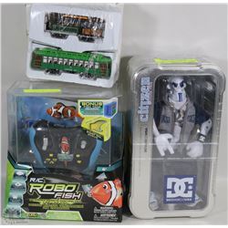 BRAND NEW ITEMS ROBA FISH/ CITZEN URBAN TOAN