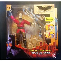 BATMAN BEGINS ACTION FIGURINE