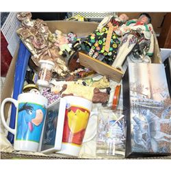 BOX W/COLLECTIBLE WALT DISNEY & TRINKET