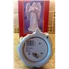Image 2 : VINTAGE IN BOX MUSICAL PORCELAIN ANGEL ORNAMENT