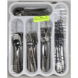 50-PC MATCHING SILVERWARE SET