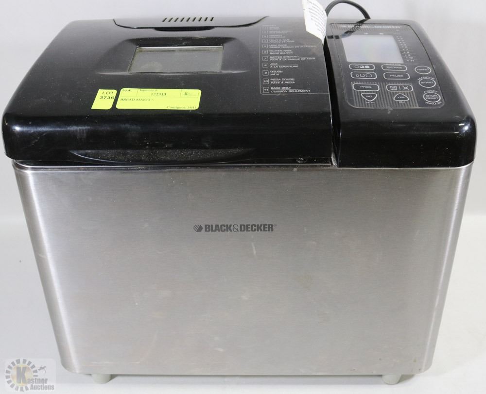 BLACK AND DECKER BREAD MAKER