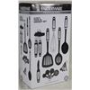 Image 1 : NEW FARBERWARE 14PC TOOL AND GADGET SET