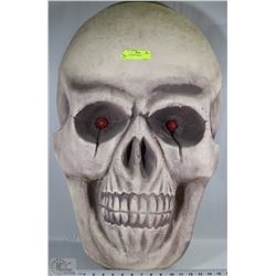LARGE LIGHT UP SKULL