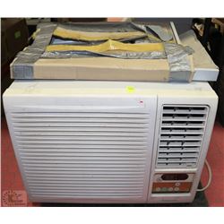 AIR CONDITIONER WITH REMOTE