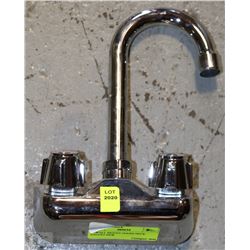 4" WALL MOUNT GOOSE NECK FAUCET NEW