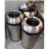 Image 1 : 3 SIMPLEHUMAN GARBAGE CANS