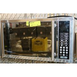 DANBY MICROWAVE MODEL DMW749SS