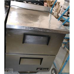 TRUE MODEL TWT-27D-2 2-DOOR UNDER COUNTER