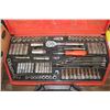 Image 1 : RED CASE W/STANDARD & METRIC SOCKETS &