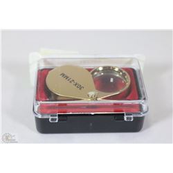 JEWELLERS MAGNIFIER 30 POWER IN CASE