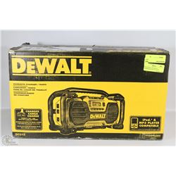 NEW DEWALT WORKSITE CHARGER&RADIO (IPOD,MP3