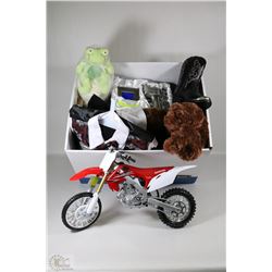 LARGE BOX OF LITTLE BOYS STUFF! INCL NEW COWBOY