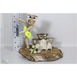 HAND MADE DISPLAY W/ OWLS AND ELK HORN