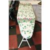 Image 1 : IRONING BOARD