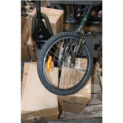 PALLET WITH BIKE, UPRIGHT VACUUM, BOSTITCH NAILER