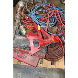PALLET OF TOOLS INCL 20 TON BOTTLE JACKS, 12 TON