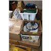 Image 1 : PALLET WITH HOUSEHOLD ACCESSORIES INCL NEW
