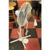 Image 1 : READING LAMP SOLD WITH FLOOR FAN