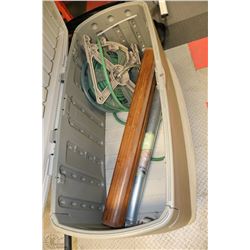 RUBBERMAID DECK BOX WITH HOSE, REEL NEW CARPET