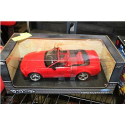 NEW HOT WHEELS FORD MUSTANG GT DIE CAST
