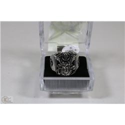 UNISEX STAINLESS STEEL SIGNET BIKER SQUARE RING