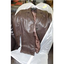 NEW LADIES JONES NEW YORK LEATHER JACKET