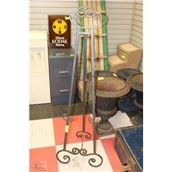 DECORATIVE METAL PICTURE DISPLAY &