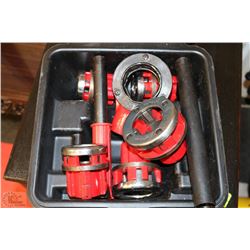 FULL SET OF PORTER CABLE PIPE DIE W/RATCHET