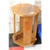Image 1 : MAPLE 8 SIDED TABLE ON WHEELS 25" TALL