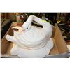 Image 1 : LARGE CERAMIC SWAN PUNCH BOWL SET WITH LID & SPOON