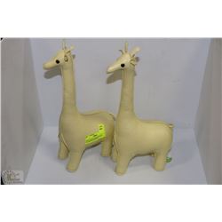 ZUNY CLASSIC SERIES GIRAFFE LEATHER BOOKEND SET